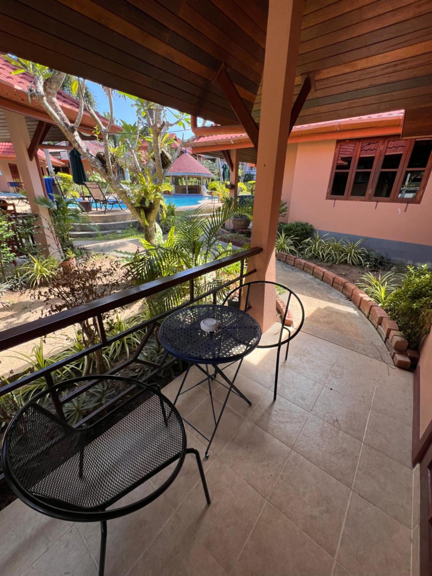 The Pace Phuket Boutique Resort Rawai Exterior photo